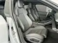 Porsche Taycan - Miniatura 10