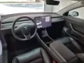 Tesla Model 3 - Miniatura 17