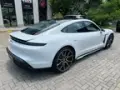 Porsche Taycan - Miniatura 3