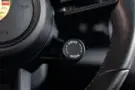 Porsche Taycan - Miniatura 16