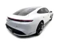 Porsche Taycan - Miniatura 5