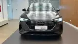 Audi E-tron - Miniatura 1