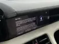 Porsche Taycan - Miniatura 15
