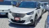 Peugeot E-2008 - Miniatura 3