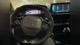 Peugeot E-2008 - Miniatura 4