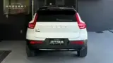 Volvo XC40 - Miniatura 11