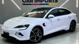 BYD Seal - Miniatura 1