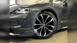 Porsche Taycan - Miniatura 4