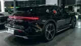 Porsche Taycan - Miniatura 4
