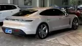 Porsche Taycan - Miniatura 5