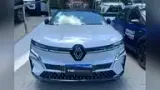 Renault Megane E-tech Electric - Miniatura 2