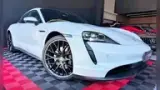 Porsche Taycan - Miniatura 1