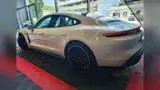 Porsche Taycan - Miniatura 5