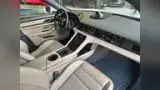 Porsche Taycan - Miniatura 13