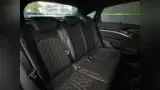 Audi Q8 Sportback E-tron - Miniatura 11