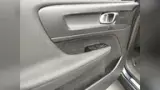 Volvo XC40 Recharge - Miniatura 16