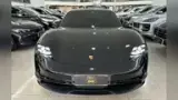 Porsche Taycan - Miniatura 2