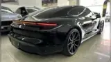 Porsche Taycan - Miniatura 4