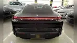 Porsche Taycan - Miniatura 5