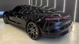 Porsche Taycan - Miniatura 8