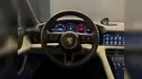 Porsche Taycan - Miniatura 15