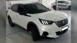 Peugeot E-2008 - Miniatura 2