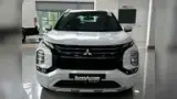 Mitsubishi Outlander - Miniatura 2