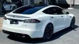Tesla Model S - Miniatura 4