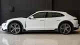 Porsche Taycan - Miniatura 5