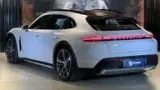 Porsche Taycan - Miniatura 5