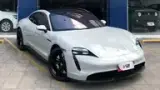 Porsche Taycan - Miniatura 1