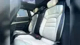 Porsche Taycan - Miniatura 13