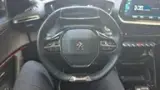 Peugeot E-2008 - Miniatura 14