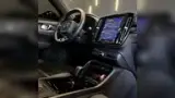 Volvo XC40 Recharge - Miniatura 11