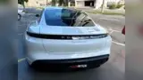 Porsche Taycan - Miniatura 6