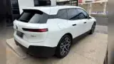 BMW Ix - Miniatura 5