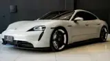 Porsche Taycan - Miniatura 1
