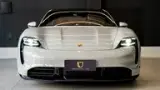 Porsche Taycan - Miniatura 2