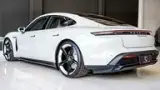 Porsche Taycan - Miniatura 5