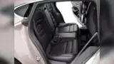 Porsche Taycan - Miniatura 18