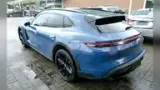 Porsche Taycan - Miniatura 8