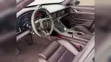 Porsche Taycan - Miniatura 12