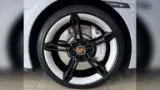 Porsche Taycan - Miniatura 5