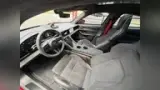 Porsche Taycan - Miniatura 11