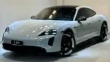 Porsche Taycan - Miniatura 1