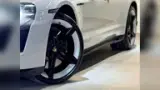 Porsche Taycan - Miniatura 11