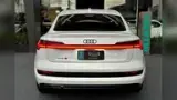 Audi E-tron - Miniatura 3