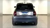 Fiat 500e - Miniatura 5