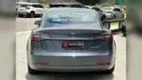 Tesla Model 3 - Miniatura 5