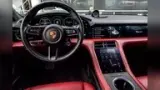 Porsche Taycan - Miniatura 8